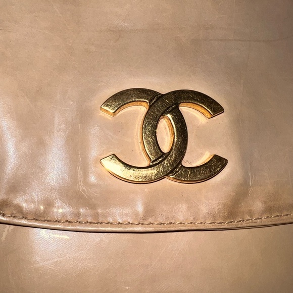 Chanel - Picture 10 of 10